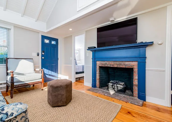 Sandbars Inn - Beachside Cottage